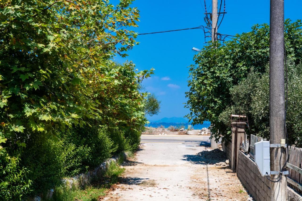 Lefkáda Borgo! Ευχάριστο Εξοχικό Σπίτι Δίπλα Στη Θάλασσα!!ヴィラ エクステリア 写真